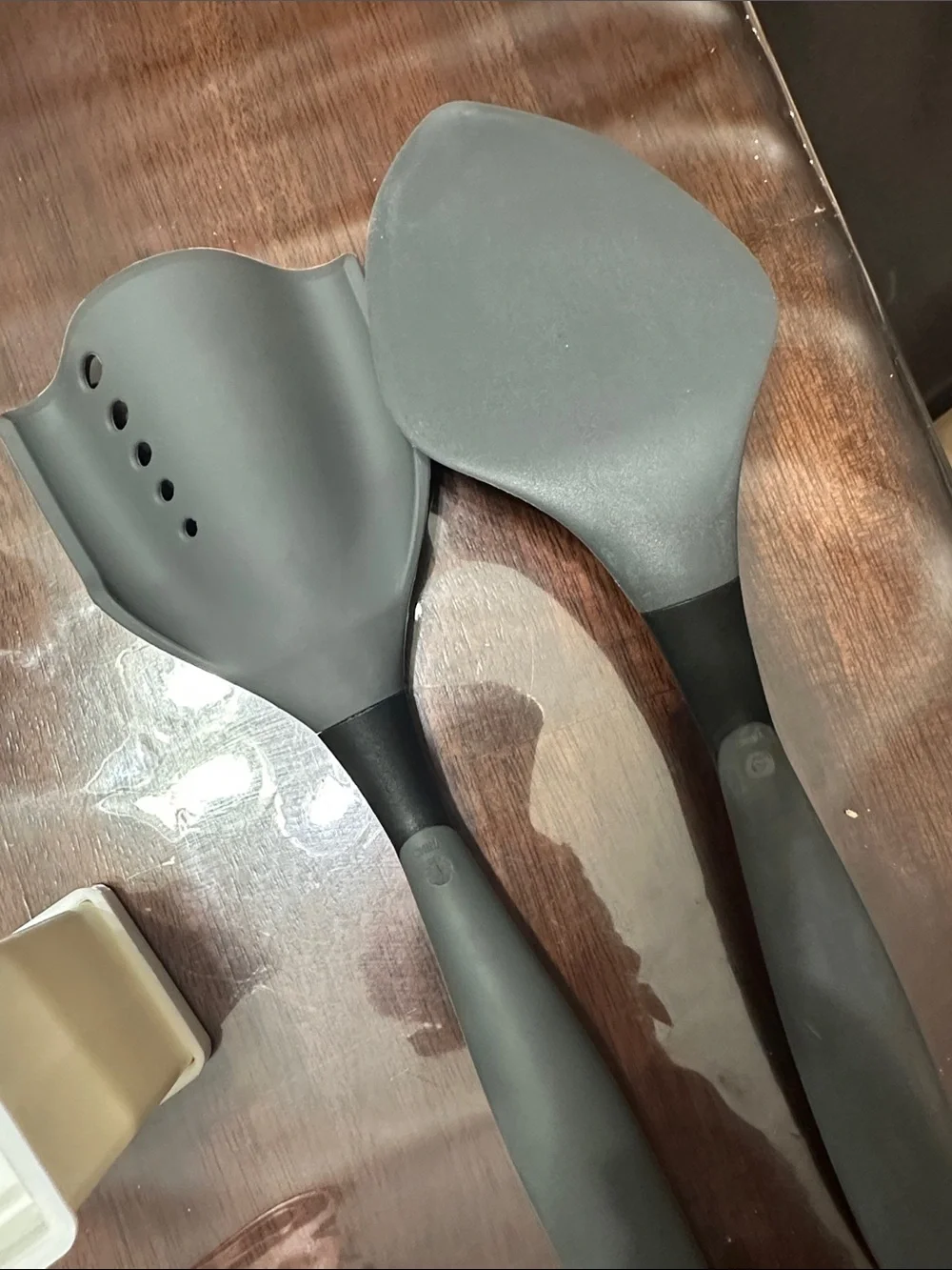 Pampered Chef Gray and Black Silicone Spatula Duo and Butter spreader